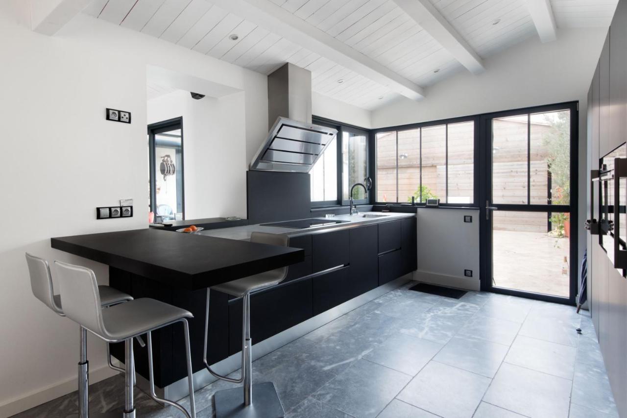 Maison Le Clos Neraud Avec Piscine Et Spa Saint-Martin-de-Ré Eksteriør bilde